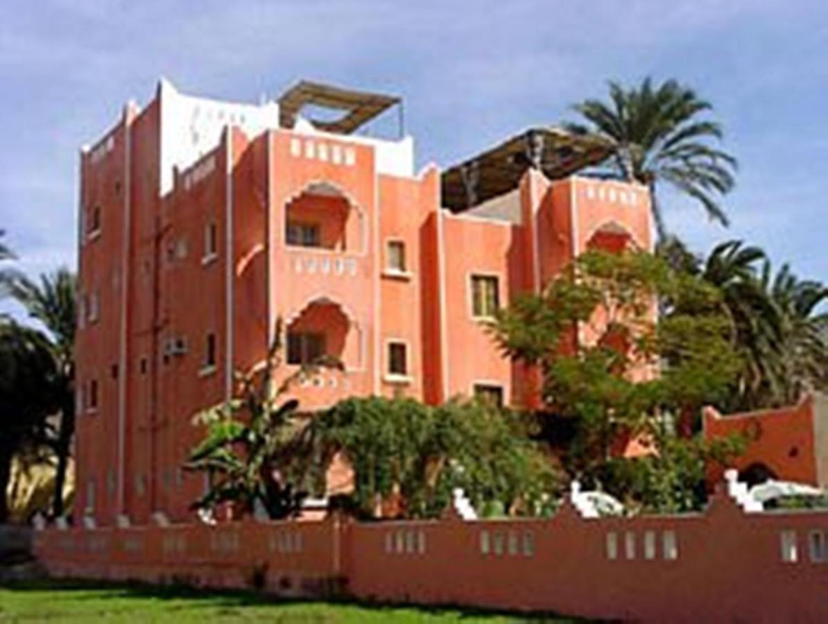 El Fayrouz Hotel Luksor Dış mekan fotoğraf