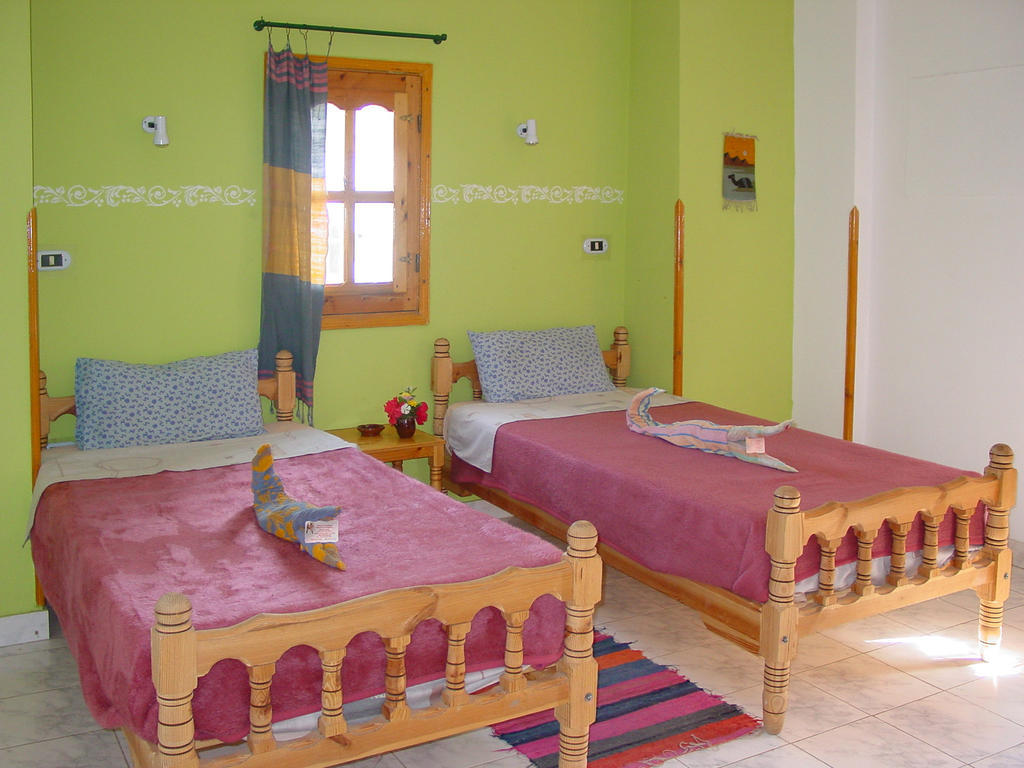 El Fayrouz Hotel Luksor Oda fotoğraf