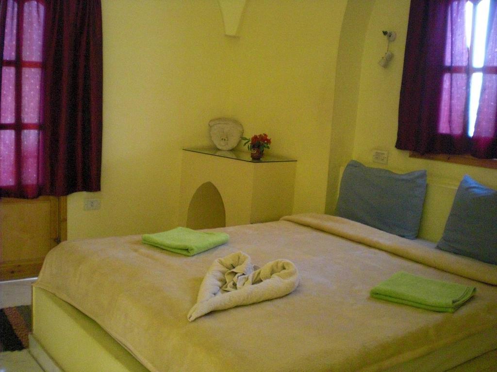 El Fayrouz Hotel Luksor Oda fotoğraf