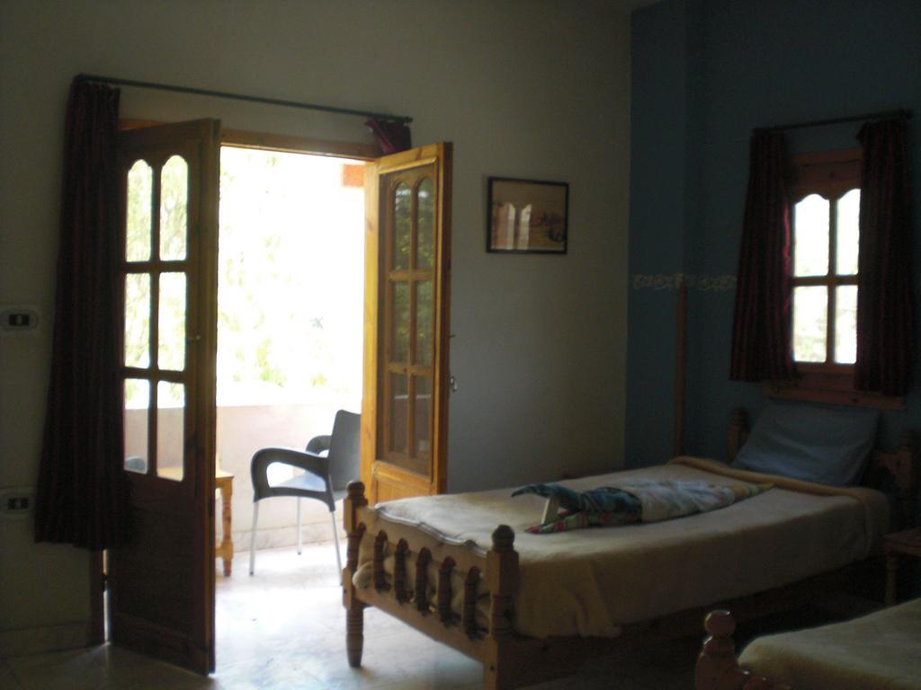 El Fayrouz Hotel Luksor Dış mekan fotoğraf