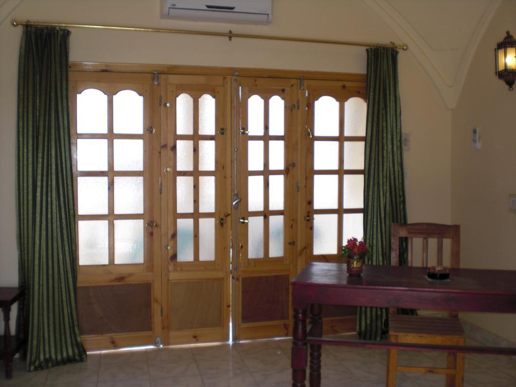 El Fayrouz Hotel Luksor Oda fotoğraf