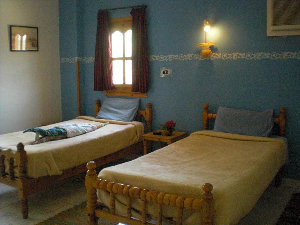 El Fayrouz Hotel Luksor Oda fotoğraf