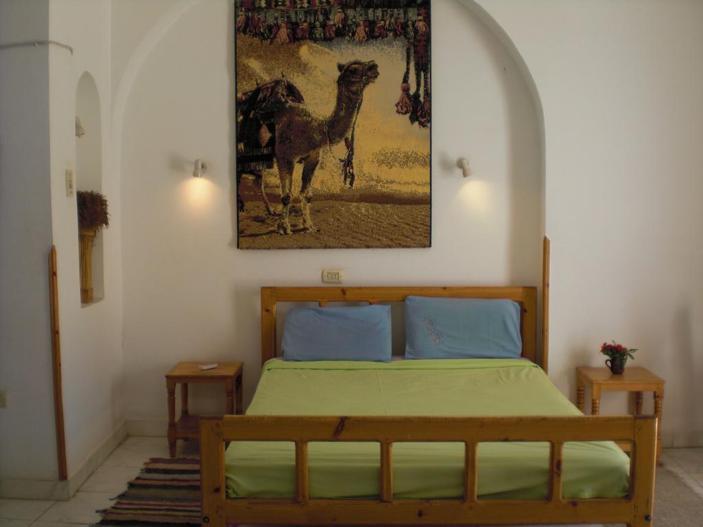 El Fayrouz Hotel Luksor Oda fotoğraf