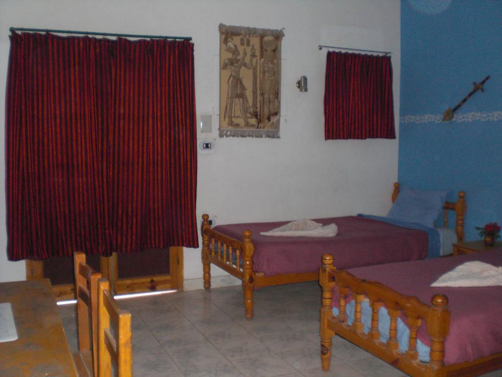 El Fayrouz Hotel Luksor Oda fotoğraf