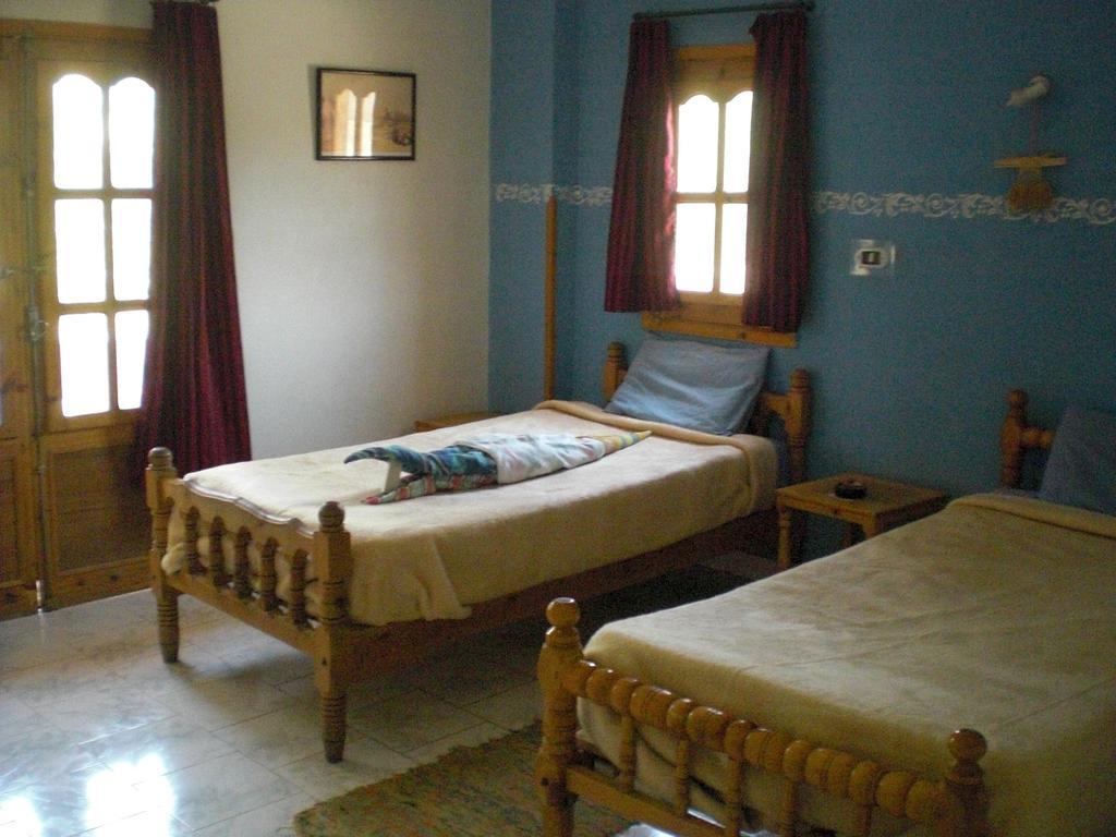 El Fayrouz Hotel Luksor Dış mekan fotoğraf